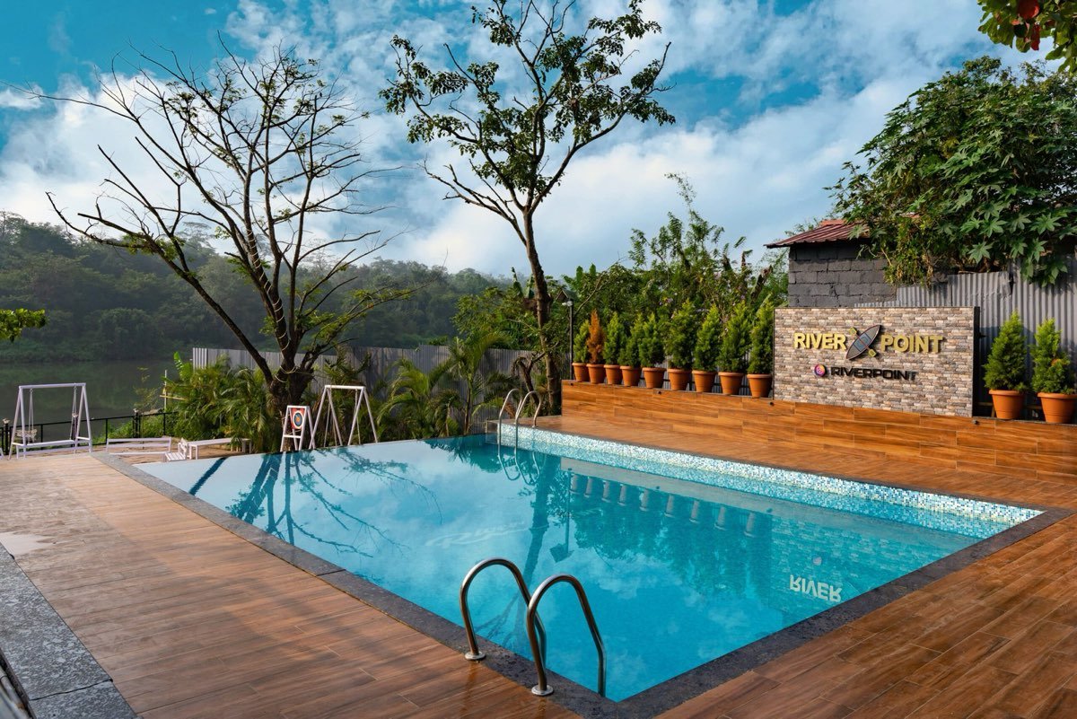 River Point swimming pool overlooking the Kali river